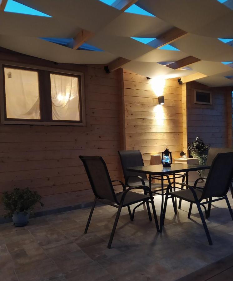 Fillip Wooden House Villa เปรเวซา ภายนอก รูปภาพ